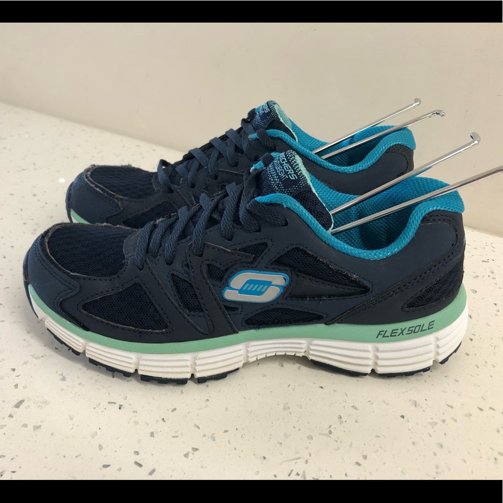 Reduced again Skechers lightweight flex sole memory foam sneakers size 6.5